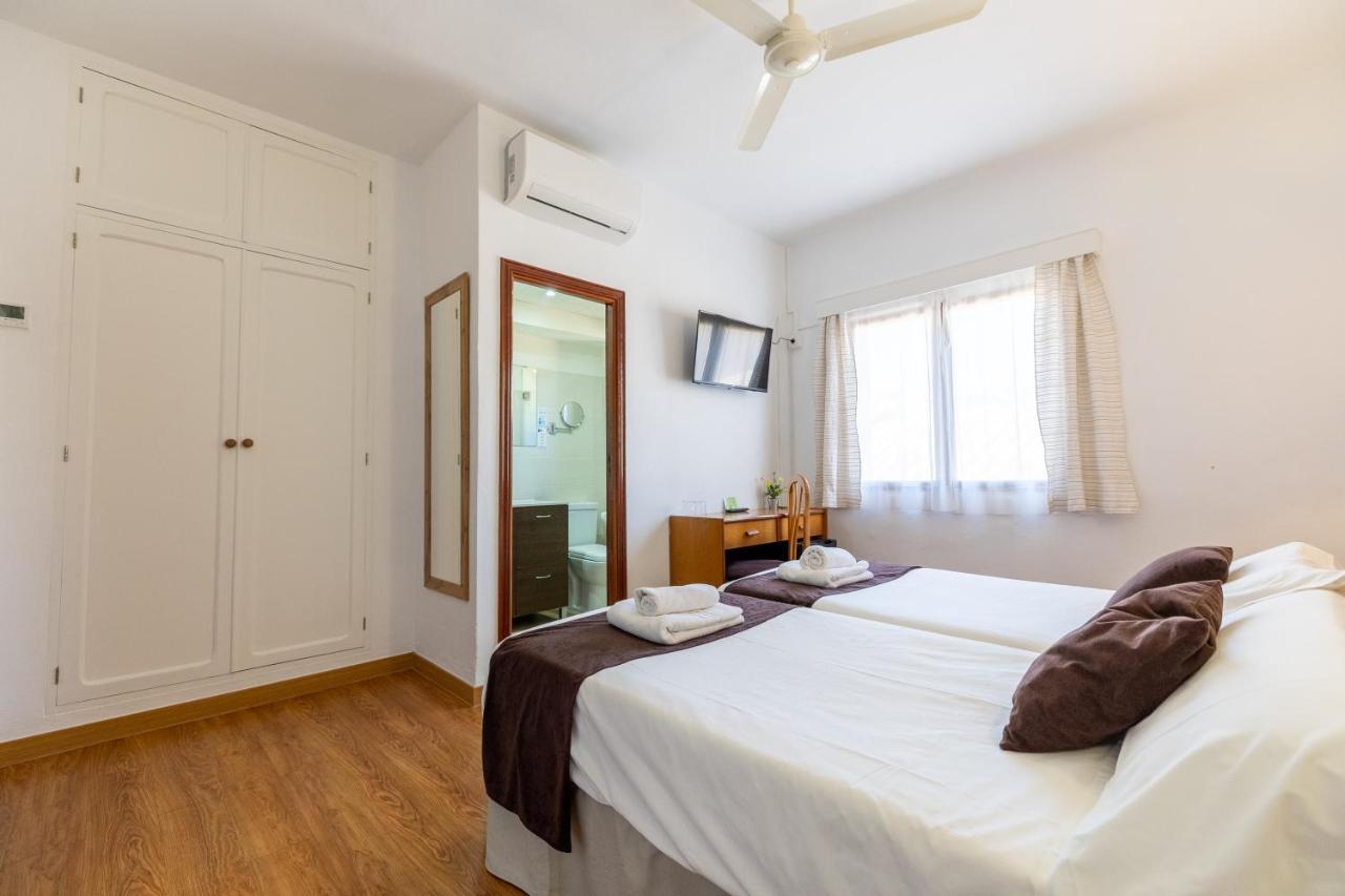 Hostal Doris - Adults Only Colonia de Sant Jordi Eksteriør bilde