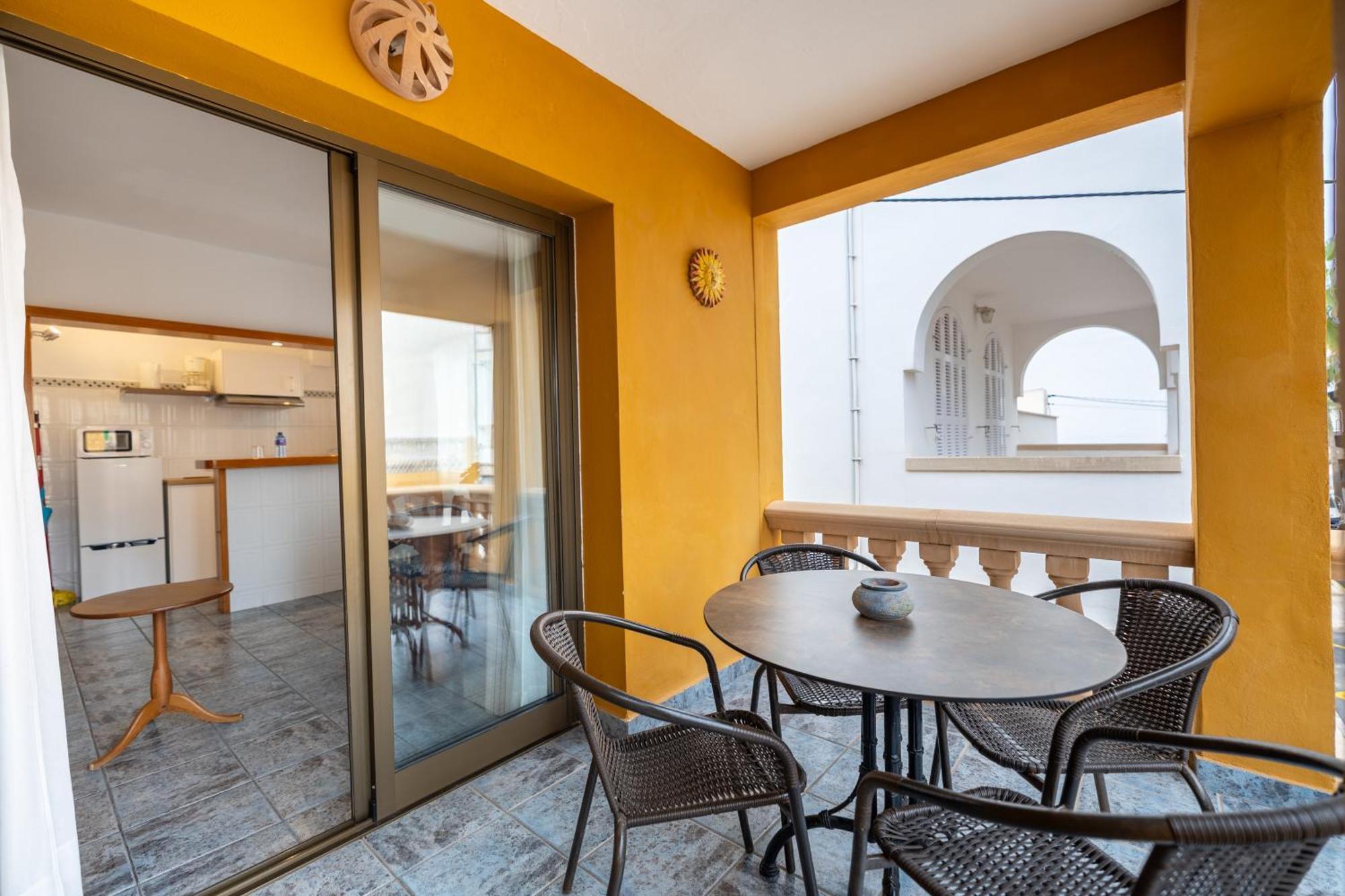 Hostal Doris - Adults Only Colonia de Sant Jordi Rom bilde