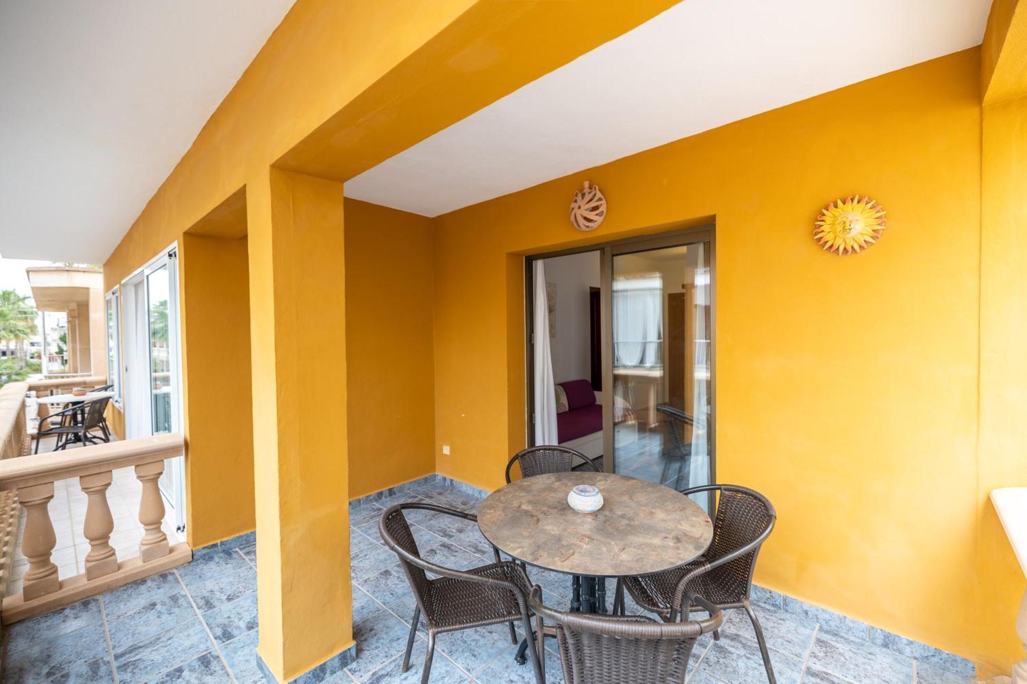 Hostal Doris - Adults Only Colonia de Sant Jordi Rom bilde