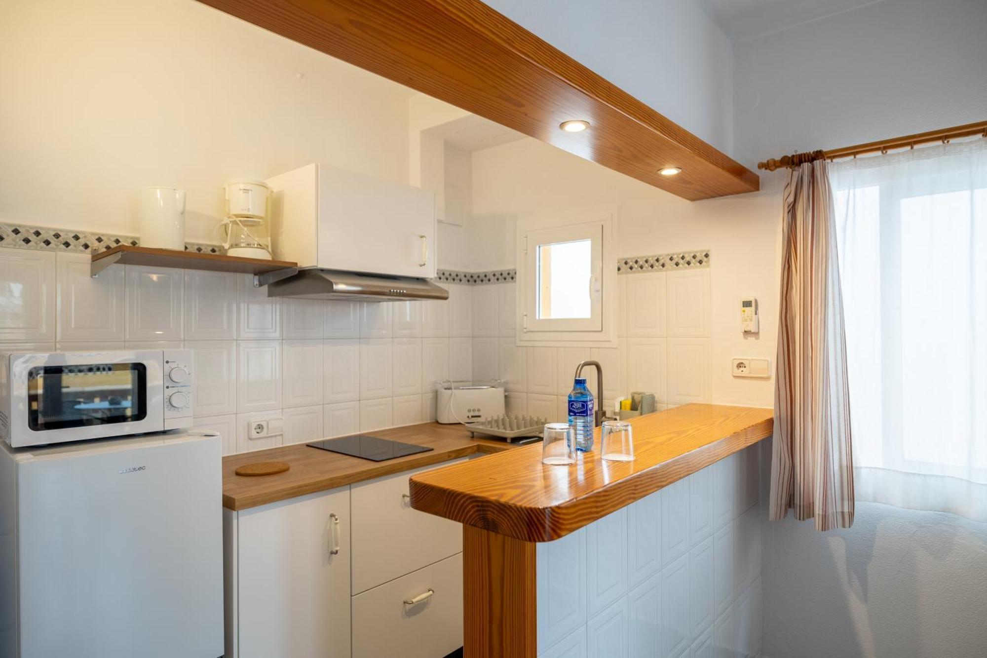 Hostal Doris - Adults Only Colonia de Sant Jordi Rom bilde