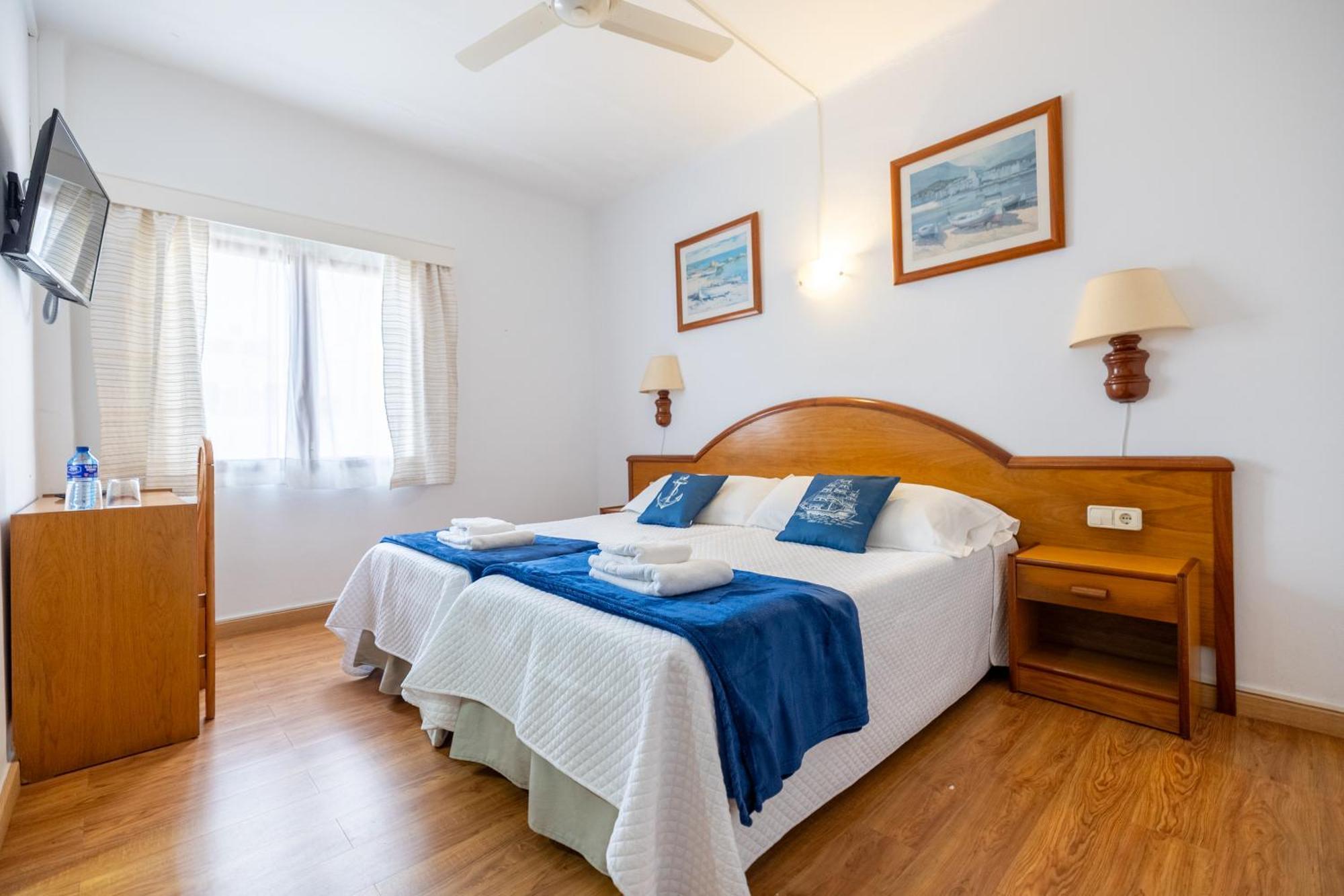 Hostal Doris - Adults Only Colonia de Sant Jordi Eksteriør bilde